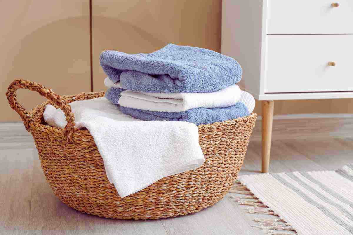 Bucato profumato senza ammorbidente, il trucco segreto della nonna